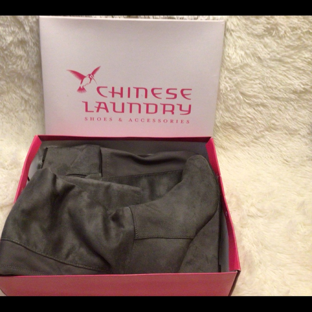 Like-new Chinese Laundry Gray Wedge Heel Boots